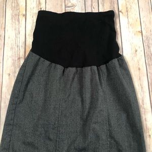 Motherhood Maternity skirt